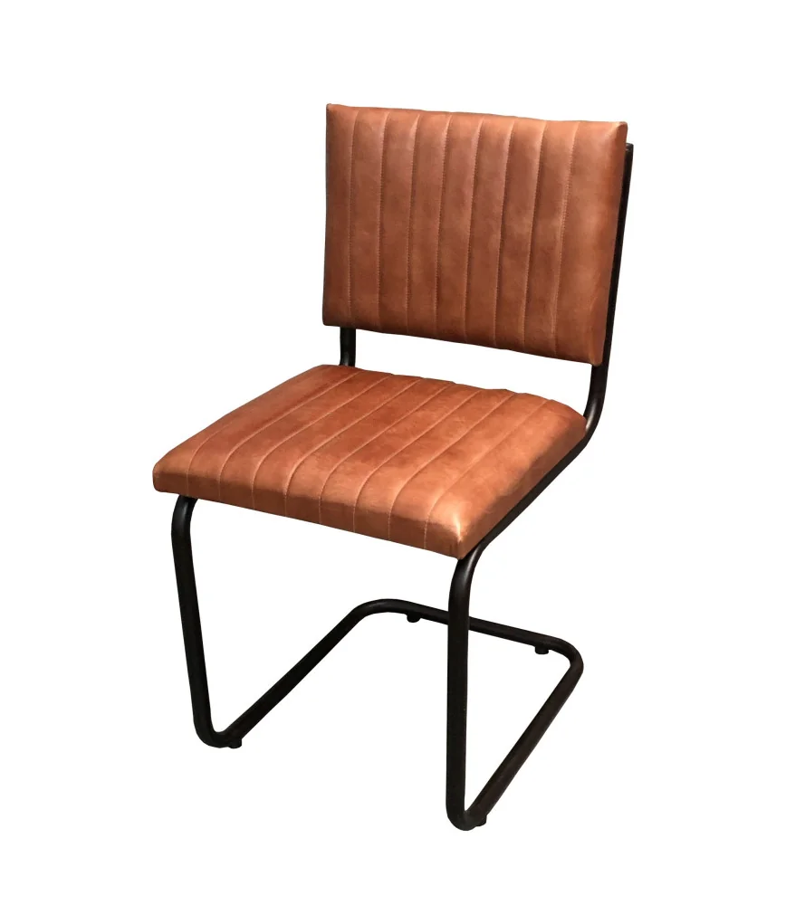 Chaise en cuir